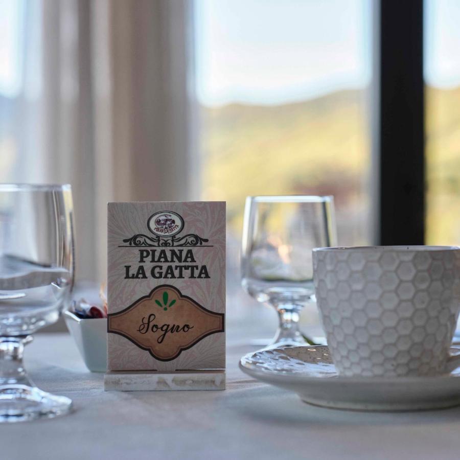 Piana La Gatta Acomodação com café da manhã Cusano Mutri Exterior foto